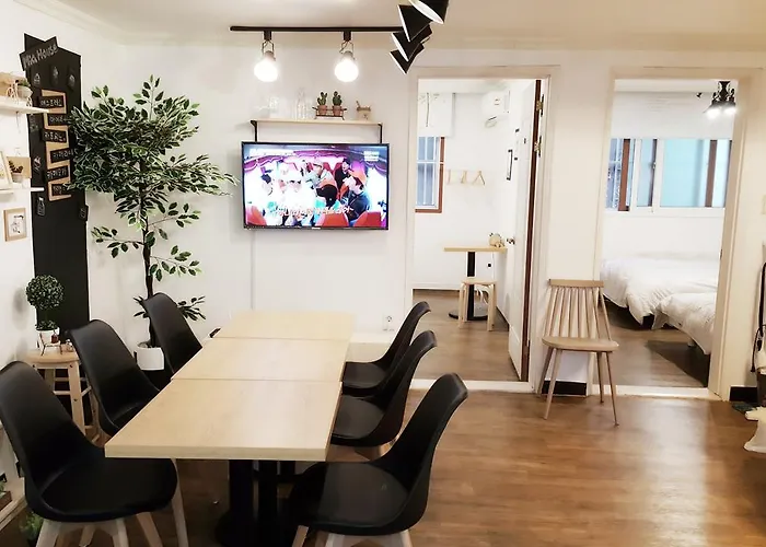 Hongdae Mainstreet Two House Apartment Seoul